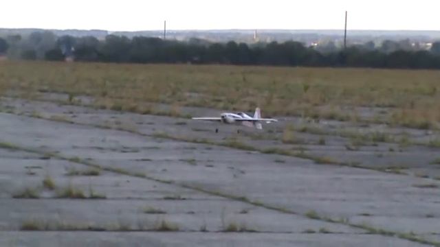 Пензенская обл. Аэродром "Сосновка" Облёт Edge-540, посадка. смотреть онлайн