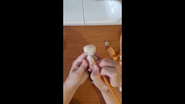 Рисуем лицо кукле Бабочке