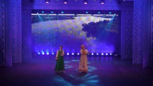 Маленькая Родина. Солисты Ансамбля «Дзива» Валерия Новикова и Ярослава Подгорнова. Автор Ю. Быков.