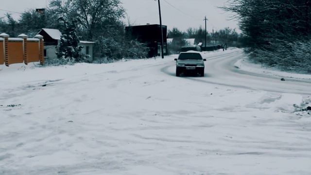 Зелёный Гитарист -  Белая Полоса