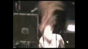 Simone Simons Headbanging