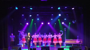 Хуторяночка - Амелькин Э., Бабич М., ансамбль "Солнышко"