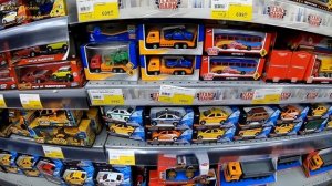 МОДЕЛИ в Ленте. Цены на машинки ужас!