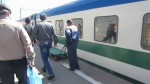 ЧС7-144 с поездом №005Ф «Узбекистан» Ташкент – Москва прибывает на Казанский вокзал