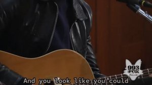 Arctic Monkeys - No. 1 Party Anthem | Live (Acoustic/Lyrics)