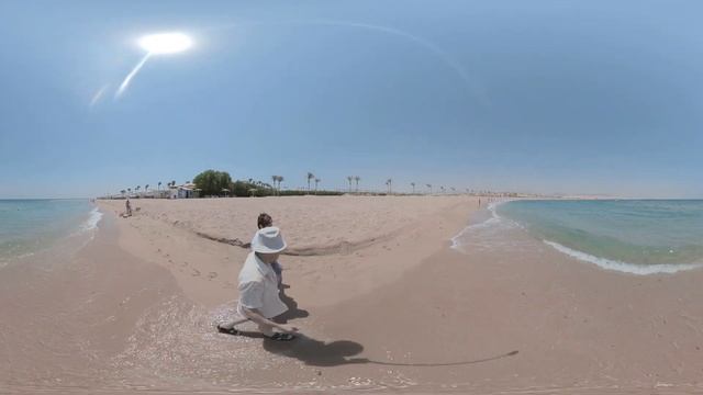 Панорамное видео. Пляж в Египте , отель Barcelo Tiran Sharm. смотреть онлайн