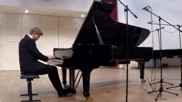 Ludwig van Beethoven, Piano Sonata No.21, Op.53 I. Allegro con brio смотреть онлайн