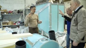 Универсальная кормушка для рыб от компании "Салмо".