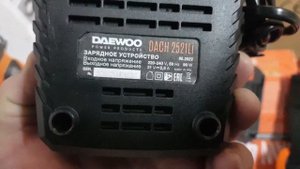 DAEWOO Power DAVC 1012Li SET пылесос промышленный аккумуляторный