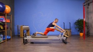 Single Thigh Stretch on Reformer