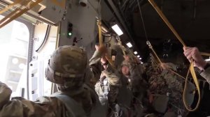 МЕГА!!!  Прыжок с парашютом армия США