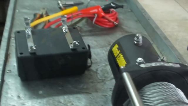 Лебёдка в штатный бампер, разбираем ЭлектрикВинч. Джипстрой.РФ смотреть онлайн