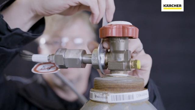 Как очистить CO2-фильтр на бластере сухого льда IB 10/8 L2P смотреть онлайн