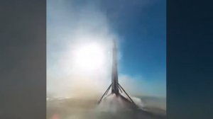 Ракета Илона Маска приземляется на баржу.