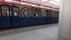 Номерные на станции Технопарк