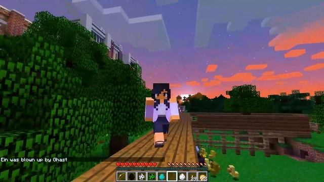 Playing as a SCHOOL TEACHER in Minecraft!