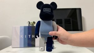 BEARBRICK KITH 100% AND 400% BEARBRICKUNBOX
