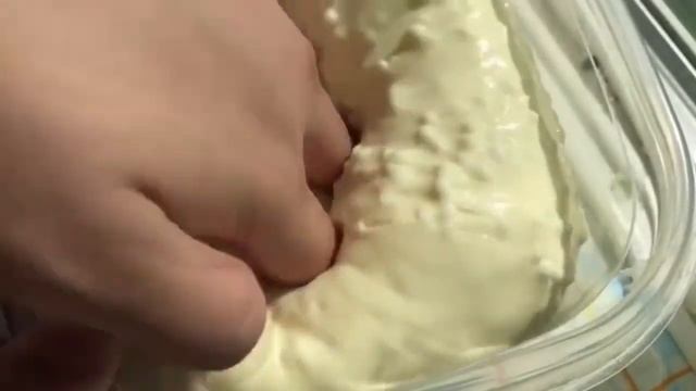 Что будет, если случайно проглотить лизуна? смотреть онлайн