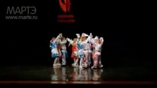Русский танец танцуют дети 4-5 лет