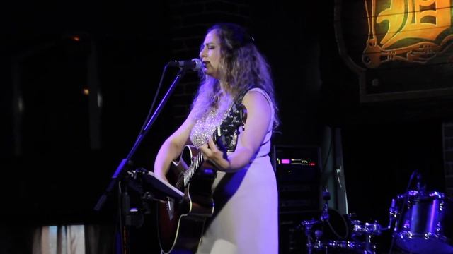 Христина Панасюк - Наше небо одне на всіх. Live. Київ. Docker-G Pub. 16.07.23 смотреть онлайн