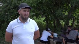 Руководитель ЛПХ Асхад Рахужев из аула Кабехабль, занялся выращиванием  овощей .mp4