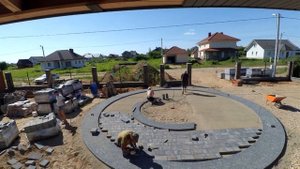 Круг из тротуарной плитки