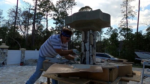 DIY. Выкладываю гранитом верхнюю чашу королевского фонтана смотреть онлайн