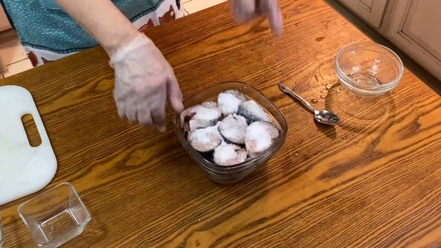 Как солить Скумбрию смотреть онлайн