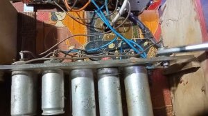 как подключить асинхронный трехфазный электродвигатель без дорогих конденсаторов .