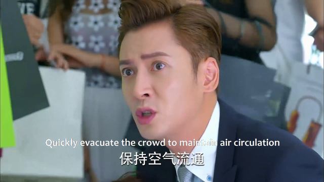 小三當着妻子的面搶客戶，妻子微微一笑，1個舉動當場把客戶搶回來！ смотреть онлайн