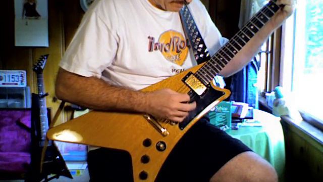 Gary Moore - Victims of the Future -- Gibson Moderne Guitar смотреть онлайн