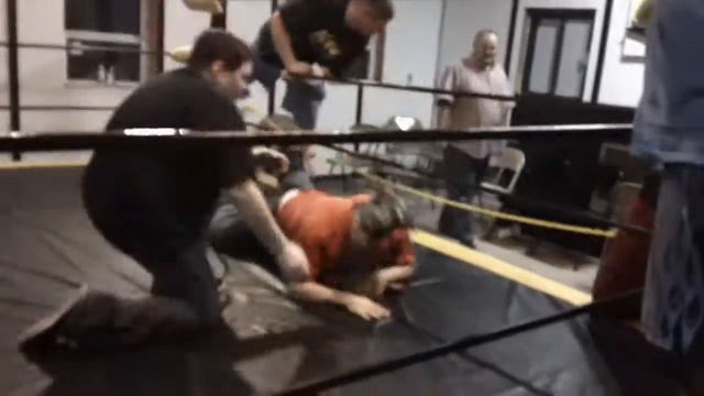 ICAW:Cash Bordin vs Baby смотреть онлайн