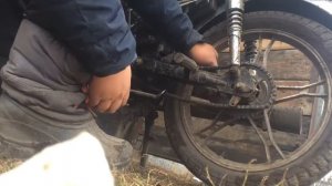 Как надеть цепь на альфе без раслобления заднего колеса!