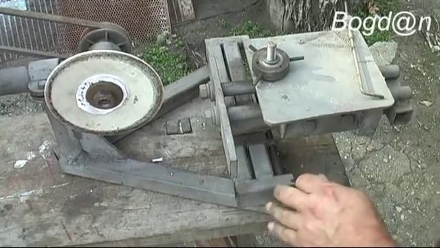 Самодельный заточной станок для дисковых пил Homemade sharpening machine for saw blades смотреть онлайн