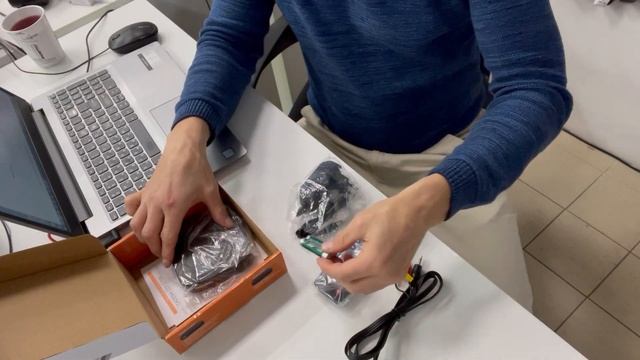 Цифровая телевизионная приставка CADENA CDT-1793 смотреть онлайн