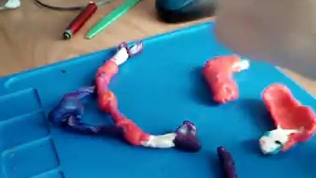 трансформеры из пласстелина смотреть онлайн