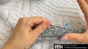 простая шапка спицами резинкой патронташ с одним отворотом, свяжет даже начинающая вязальщица