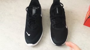 Nike Sequent 4.5 VS Nike Legend Essential 2 MINUTE REVIEW