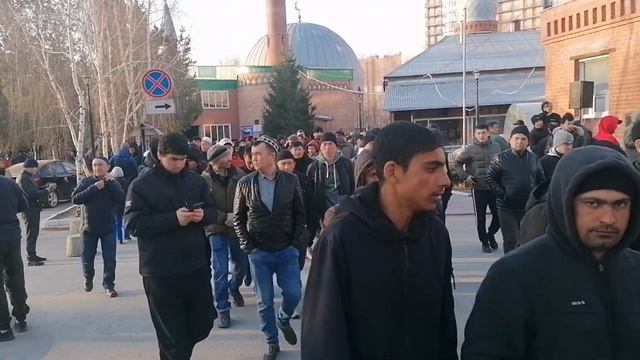 Ассалому алейкум юртдоштлар хайит ва жума аёмингиз муборак булсин Новосибирск мечеть 04/21/2023 смотреть онлайн