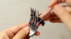 ПИНГВИН из резинок на вилках. Фигурки из резинок Rainbow Loom. Animals with 2 forks.