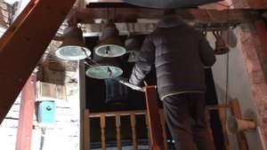 На колокольне Богоявленского кафедрального Собора в Елохове