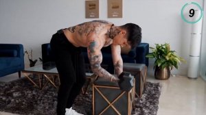 Комплексная тренировка для бицепса и трицепса от Крис Херия