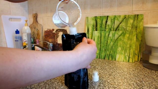 Пластиковая бутылка для воды с карабином 480 мл. смотреть онлайн