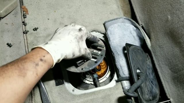 Kia Sorento Fuel Pump Replacement! смотреть онлайн