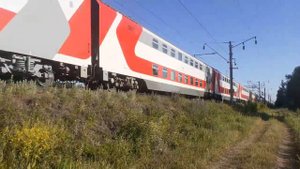 электровоз эп1м 786 с двухэтажным поездом 25 ижевск москва