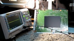 Ремонт телевизора Samsung UE55F7000AE - при включении загорается подсветка и уходит в перезапуск