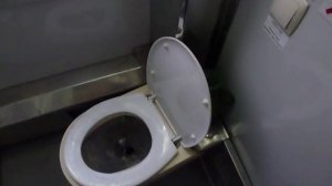 Унитаз в поезде  38 Баку-Тбилиси