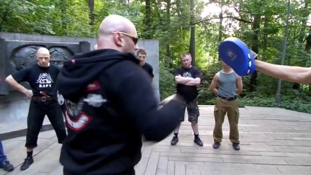 ПАНАНТУКАН - для драки, без правил. Чем лучше бить, в уличной драке - кулаком, или ладонью? смотреть онлайн