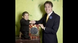 Guinness World Records 2011 Shortest Man announced