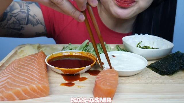 ASMR SUSHI GRADE SALMON SLAB SASHIMI + FIRE SAUCE + MAYO (EATING SOUNDS) NO TALKING | SAS-ASMR